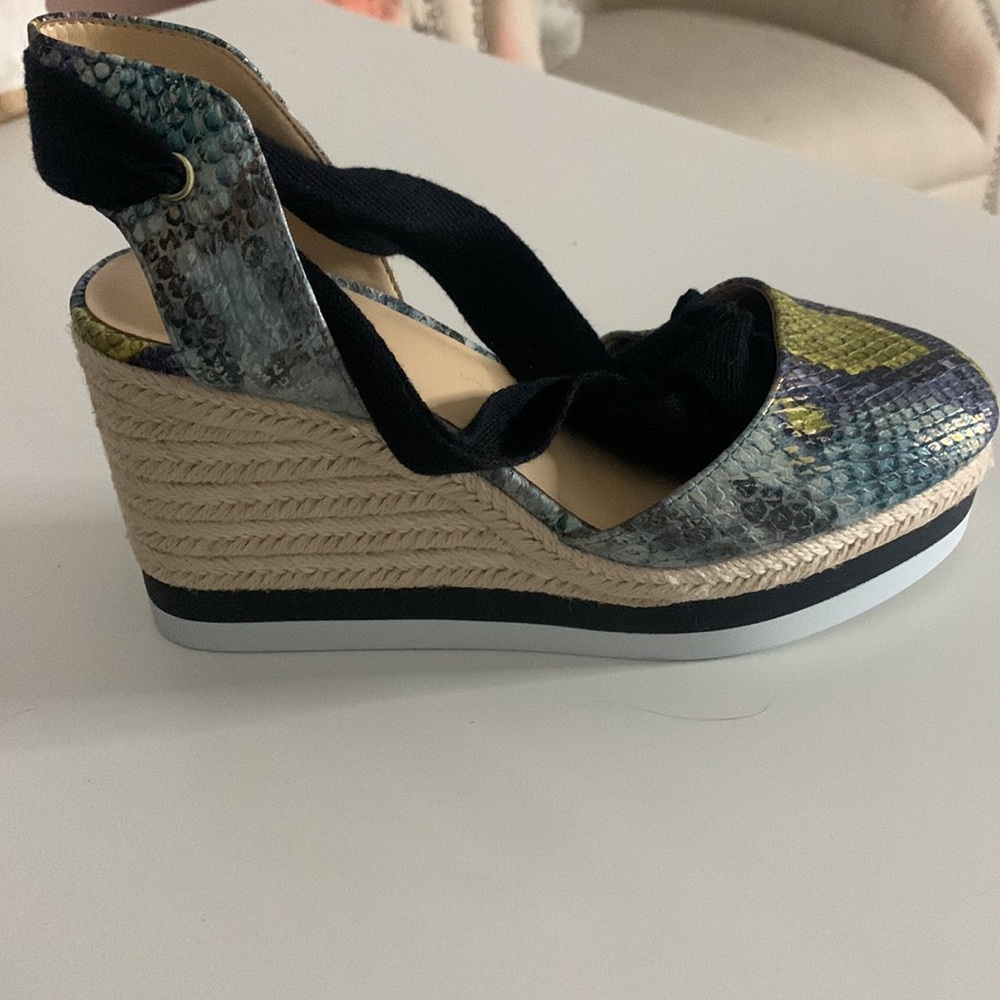 JLO Wedges (never worn- only tried on) - Picture 3 of 8